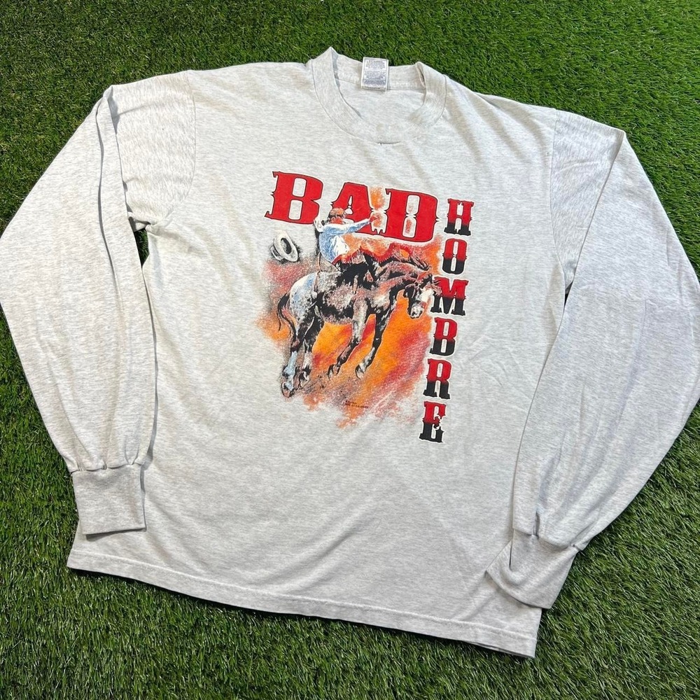 Vintage 1990s Bad Hombre Rodeo Cowboy Bronco Fruit of the Loom Long Sleeve Large